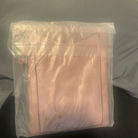 MKF - Athena Crossbody Purse in DUSTY ROSE - Picture 3 of 5